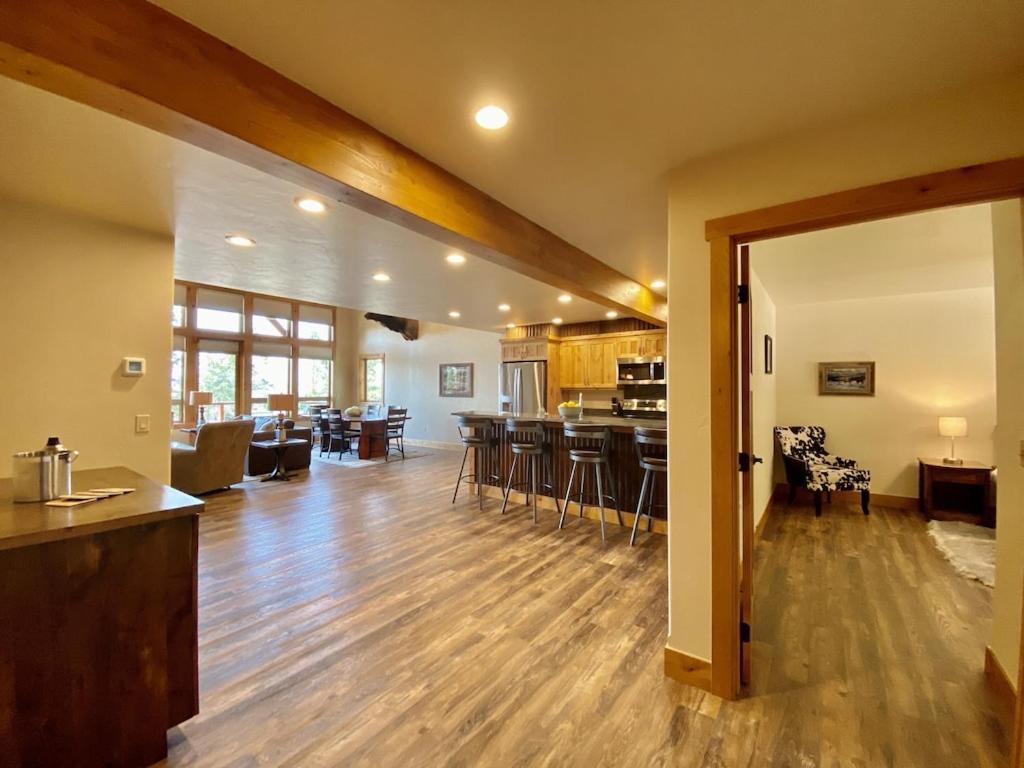 Townhome Next To Clubhouse In Exclusive Eagle Bend - The Glacier Bigfork Extérieur photo