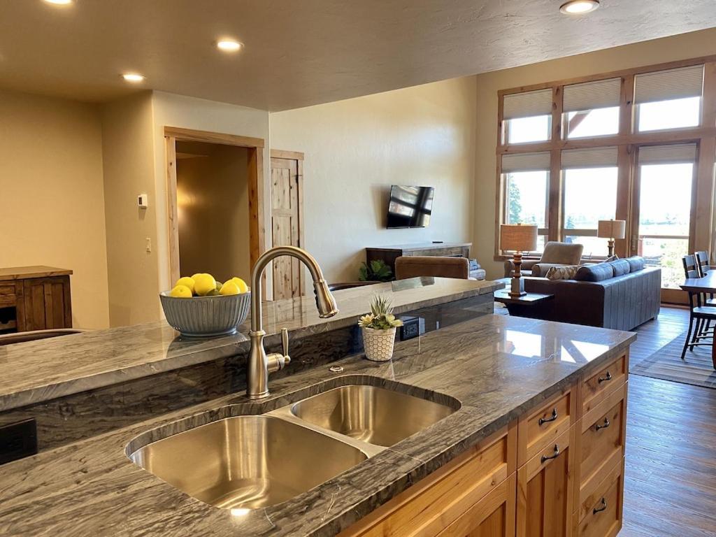 Townhome Next To Clubhouse In Exclusive Eagle Bend - The Glacier Bigfork Extérieur photo
